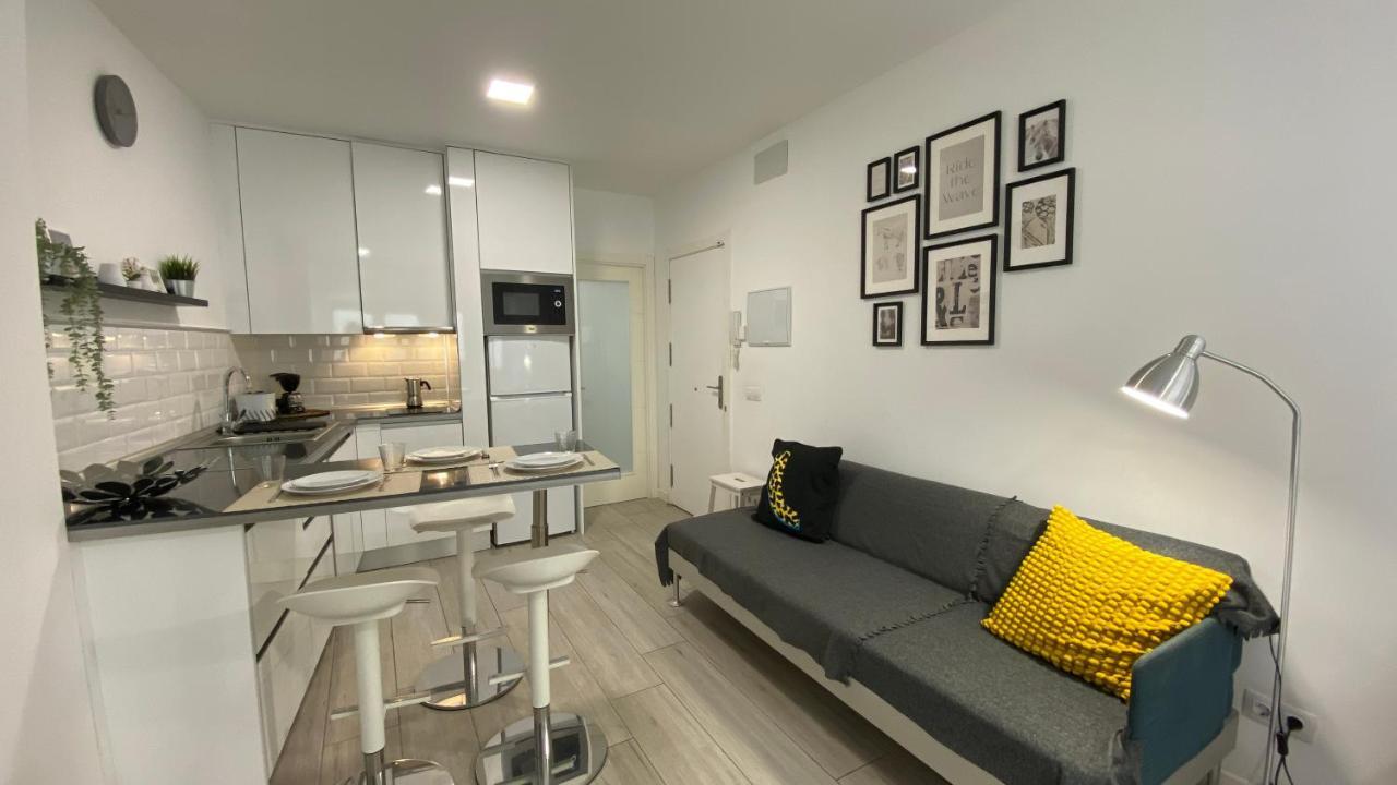 Studio In Las Canteras Beach Las Palmas de Gran Canaria Exterior photo